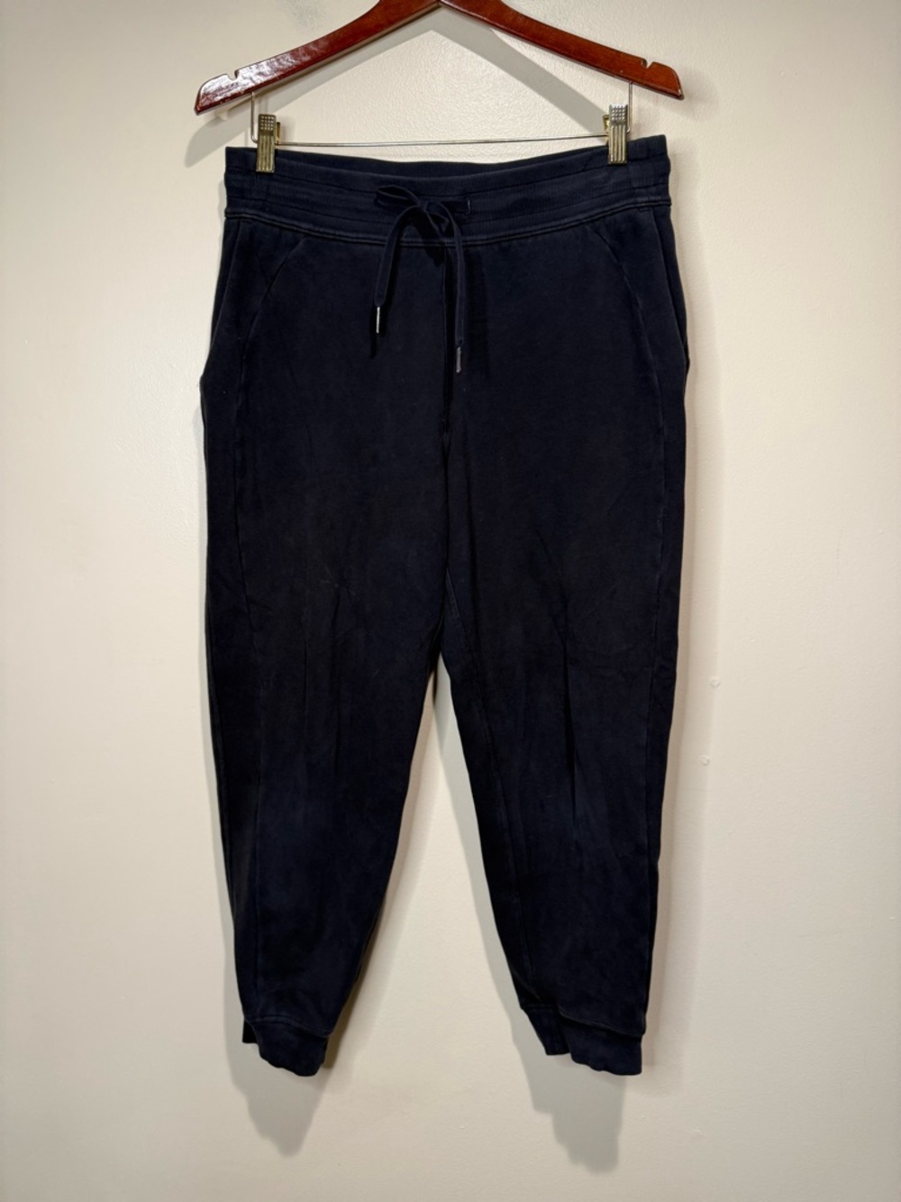 Lululemon Scuba High-Rise Jogger 7/8 Length Size 10 Black